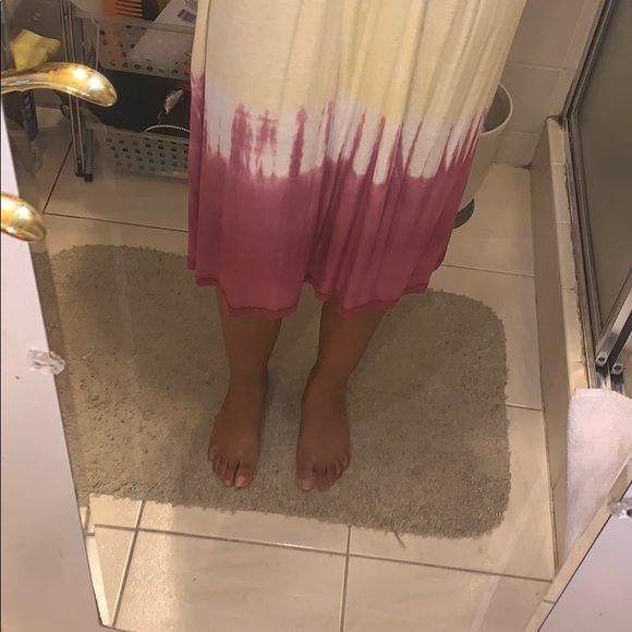 Yellow Dress ❥ - Picture 4 of 4